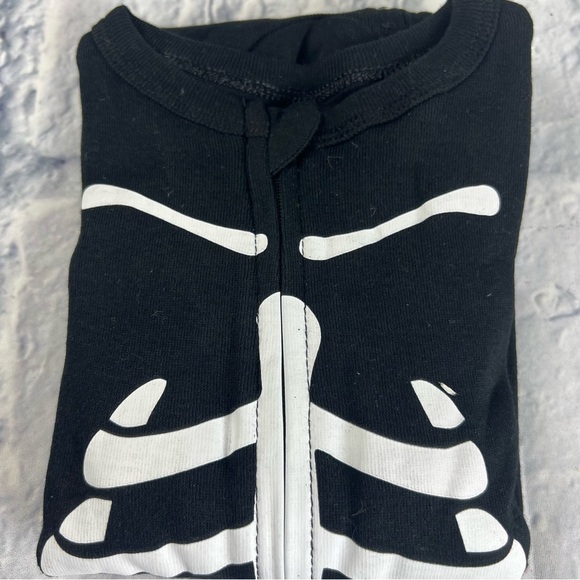 Skeleton one piece full zip for 6 to 9 months - Picture 7 of 8